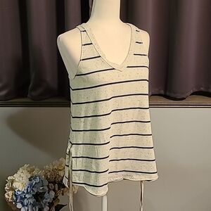 Universal Thread Tank Top - Ladies Medium